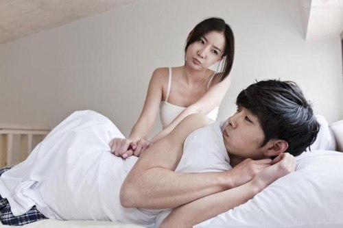 Tâm sự chồng chê em là không biết sex, kém hơn tình cũ